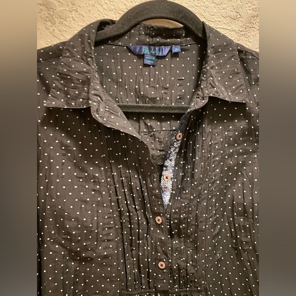 Boden Black Crinkle Polka Dot Sequin Accent Cotton Silk Blend Blouse Size 10 - Picture 2 of 8